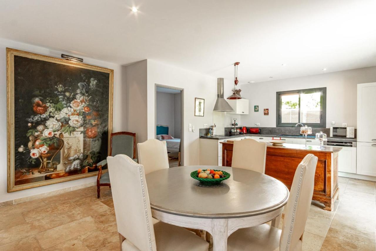 La Verdiere - Contemporary House With Garden And Private Pool Л'Іль-сюр-ла-Сорг Екстер'єр фото